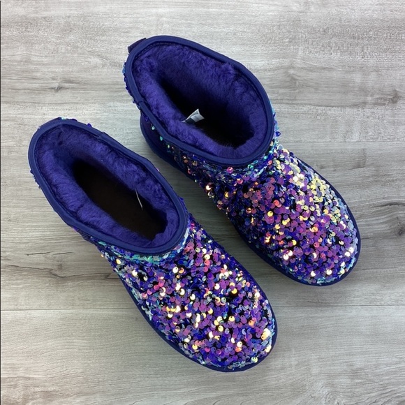 🍃UGG🍃 UGG Classic Mini Stellar Sequin Boots In Black BOOT - Picture 5 of 14